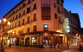 Hotel Río Arga Zaragoza
